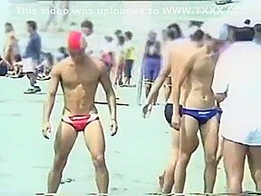 Sneak shot swimming sports men's on the beach - MANIAC撮盗
