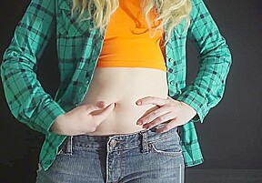 Solo navel play