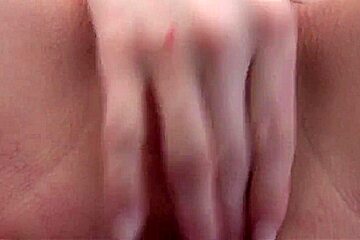 Sophie Fun Fingering