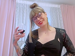 Sophie Saturns Blowjob Debut: Filmed By Trans Beauty Veronica Carlin