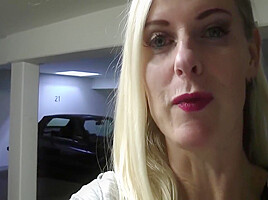 Step moms Horny Life - Feeling Free For Pee 10 Min