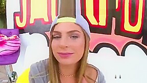 Striking Hottie Presents Massive Fanny And Gets Anus Pounded
