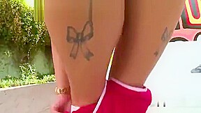 Striking Hottie Presents Massive Fanny And Gets Anus Pounded