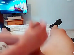 Sucking On A Boner Is Best With Tv