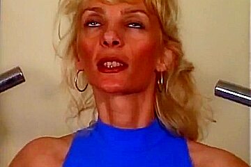 Super Hot Milf Jennifer Toth 2