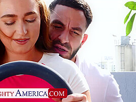 Super fit babe Callie Black squats on big thick cock