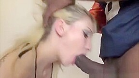 Tattooed Blonde With Great Oral Skills