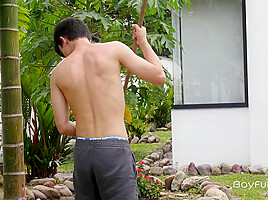 The Thirsty Gardner Gay Sex - BoyFun