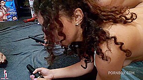 This is incredible! footjob race and fisting at Siswet' house with Lady Ana - AnalVids