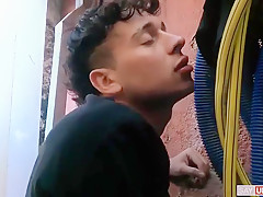Tios Buenos Follando Y Chupando Boys