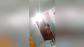 Today Exclusive- Desi Tamil Bhabhi Bathing Record In