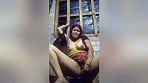 Today Exclusive- Horny Bhabhi Masturbating