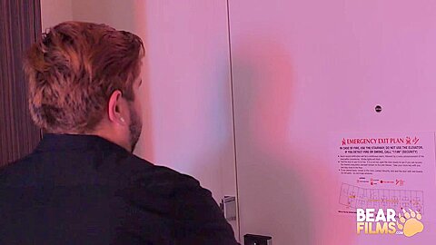 Tony Marks and Alezgi Cage - BearFilms