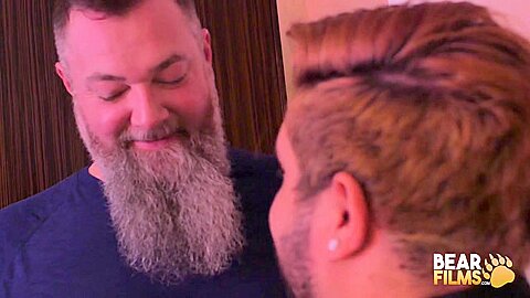 Tony Marks and Alezgi Cage - BearFilms