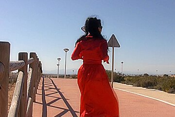 Trinity-Productions: Outdoor Red Pee