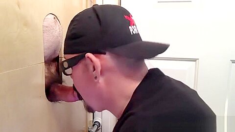 Trucker At The Gloryhole With a Load Of Cum