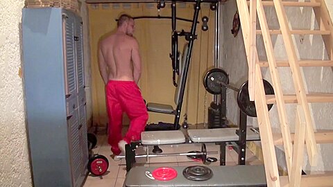 Twink fucked by straight at the musculation - CrunchBoy