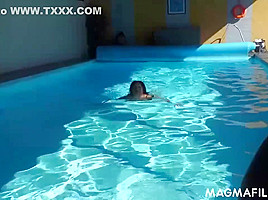 Two Insatiable, German Matures Are Having A Casual Threesome With A Man They Have Just Met