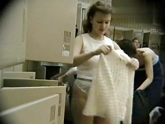 Video  Dressing Room N 182