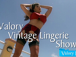 Vintage Lingerie Show - BigBoobBundle