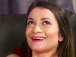 Wacky Stunner Gets Sperm Shot On Her Face Swallowing All The