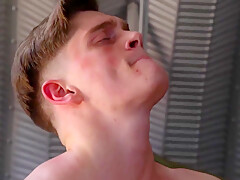 Wants Sucking Cock