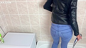Wetting Clothes-instagram: Claudiamacc7