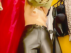 What Of Clothes To Wear In A Swing Club? + Bonus Masturbation In The