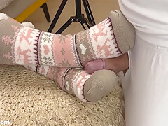 Winter Socks Footjob And Cum On Soles With Socks