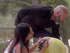 Yellow hair slut anal fucked outdoor