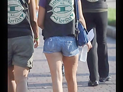 Your Step sister is Hot - Slideshow - NonNude Creeper