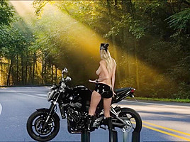 Zuzana Lonely / rider
