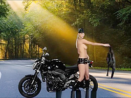 Zuzana Lonely / rider