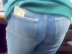 ass of blonde women in tight jeans
