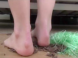 barefoot crush big blonde soles