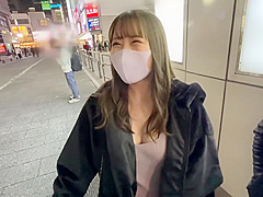 キャバ嬢がチンポに完落ち！エロテク全開フェラでチンポに奉仕し