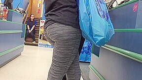 college girl ass in leggings