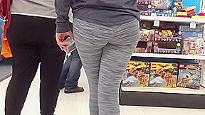 college girl ass in leggings