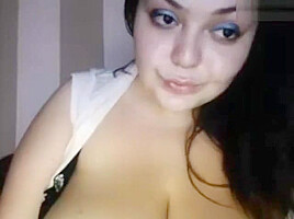 huge tit webcam babe