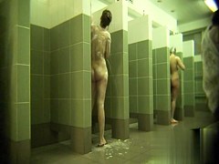 in public pool showers 1021