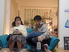 地下アイドルでサウナ大好きなスレンダーな貧乳美少女！