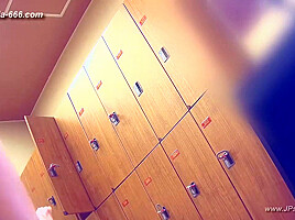 japanese public bathroom changeroom 92