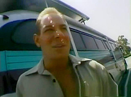 jill kelly & eric price bus