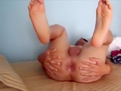 legal age teenager 18+ HOMO show his dark hole & cum on his smelly feet