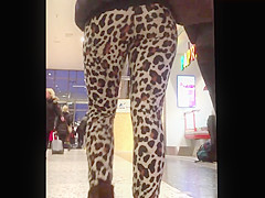 leggings ass