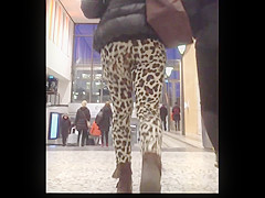 leggings ass