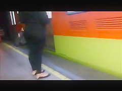 mega culo en calza negra