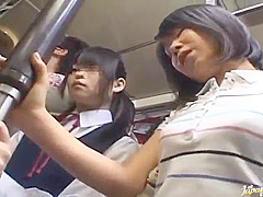 痴漢から生徒を助けた先生がその痴漢に襲われオッパイを揉まれ手マンに潮吹きをして嵌められています。