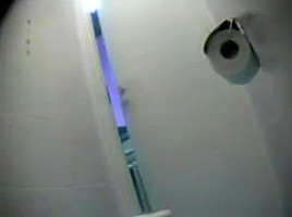 pissing wc