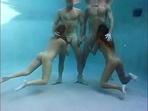 sexe under water